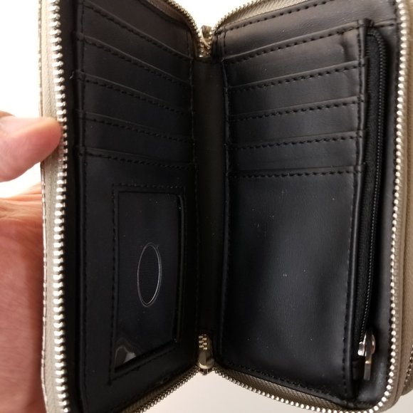 Guess Grey Wallet Purse Zip Around Clutch Bag with Logo Design - Very Good - Picture 5 of 10